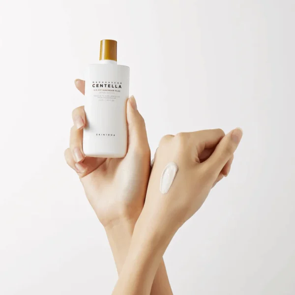 MADAGASCAR CENTELLA AIR-FIT SUNCREAM LIGHT SPF30 PA++++ - PROTECTOR SOLAR FISICO - Imagen 2