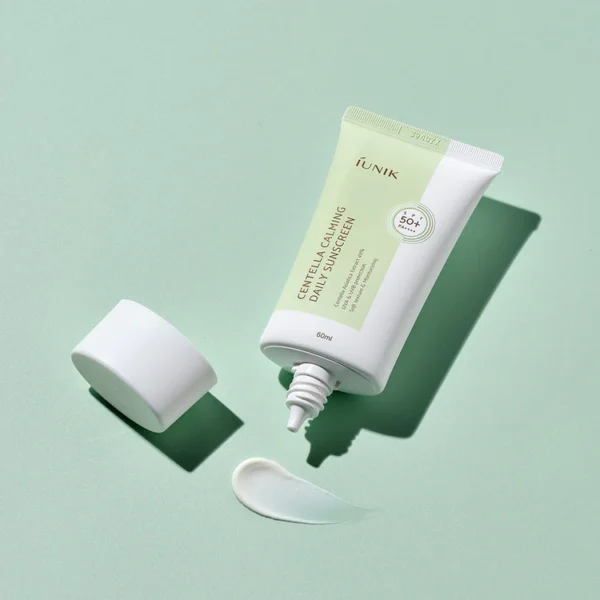 IUNIK CENTELLA CALMING DAILY SUNSCREEN-PROTECTOR SOLAR - Imagen 4