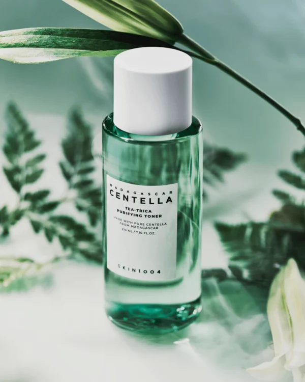 SKIN1004 MADAGASCAR CENTELLA TEA-TRICA PURIFYING TONER 210ML - TONICO A BASE DE TEA-TRICA. - Imagen 2